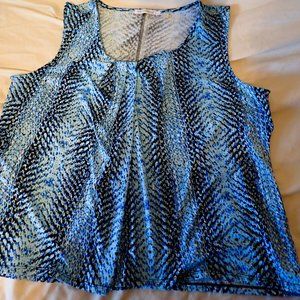 Blue snakeskin patterned   pleated front    tank top.